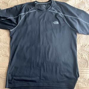North Face men’s shirt